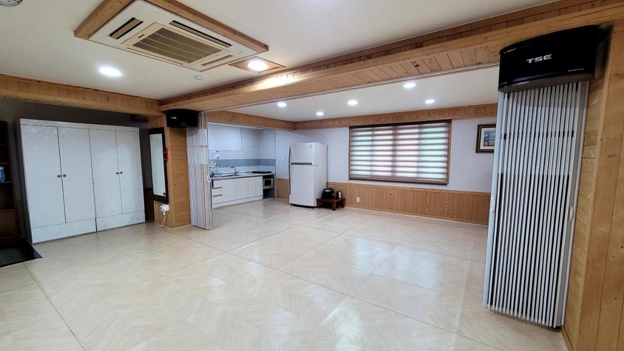 Hadong Rg Pension מראה חיצוני תמונה