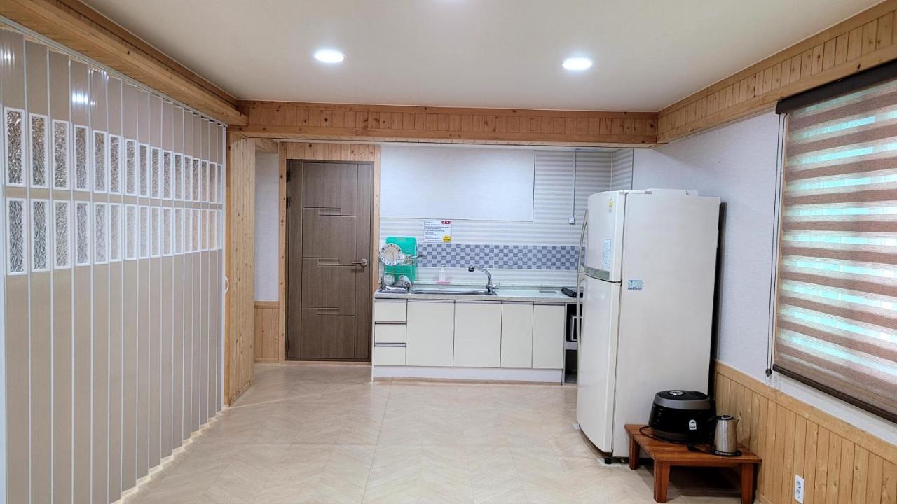 Hadong Rg Pension מראה חיצוני תמונה