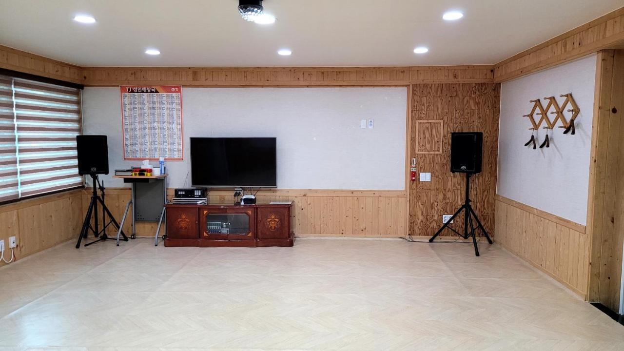 Hadong Rg Pension מראה חיצוני תמונה